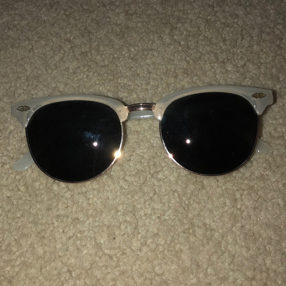 Round half frame sunglasses